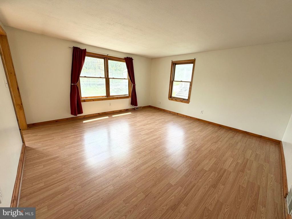 Image 22 of property listing at 19305 UPPER CONSOL RD NW, Frostburg, MD 21532