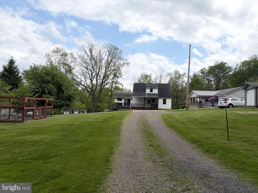 Image 41 of property listing at 19305 UPPER CONSOL RD NW, Frostburg, MD 21532