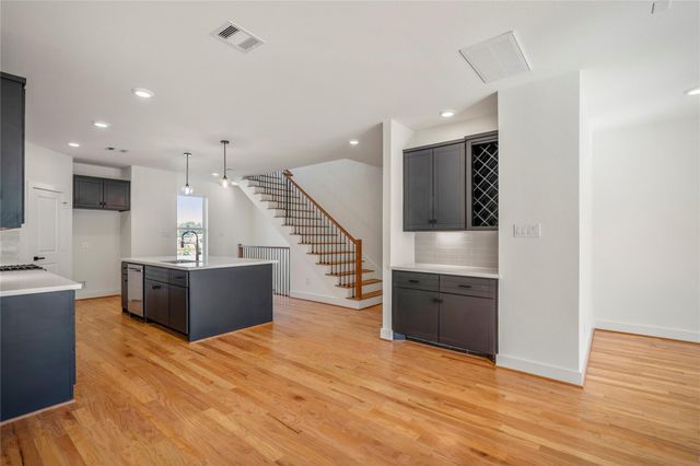 6320 Del Rio Street, Houston, TX 77021