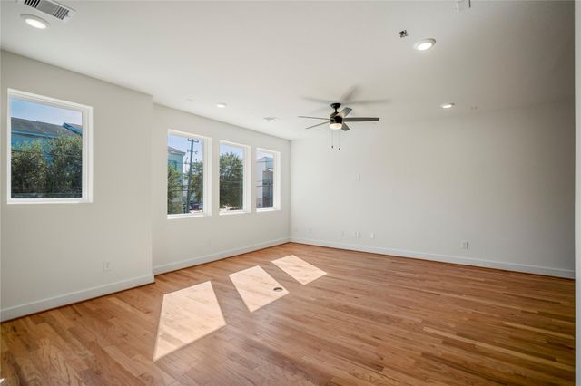 6320 Del Rio Street, Houston, TX 77021