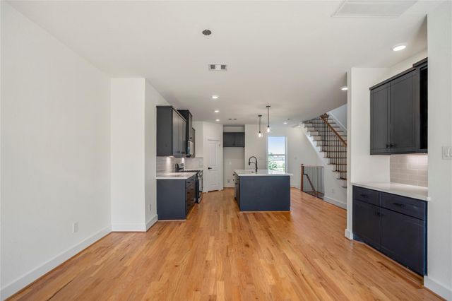 6320 Del Rio Street, Houston, TX 77021