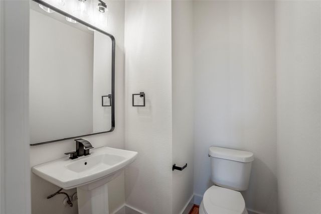 6320 Del Rio Street, Houston, TX 77021