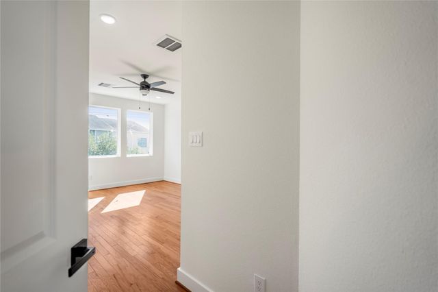 6320 Del Rio Street, Houston, TX 77021