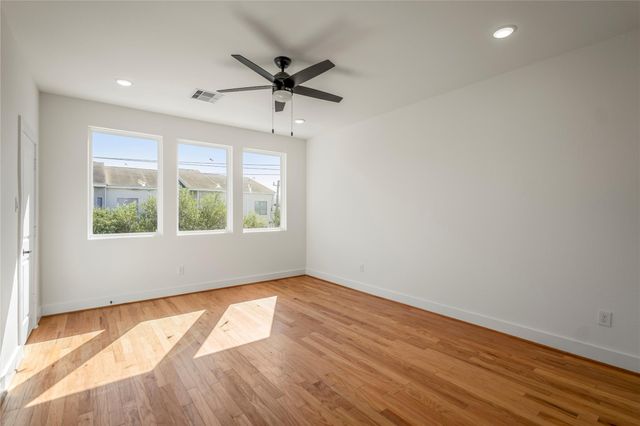 6320 Del Rio Street, Houston, TX 77021
