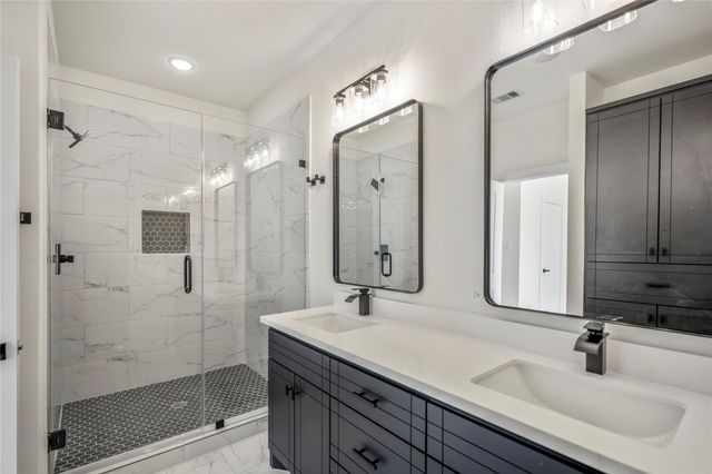 6320 Del Rio Street, Houston, TX 77021