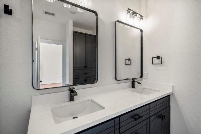 6320 Del Rio Street, Houston, TX 77021