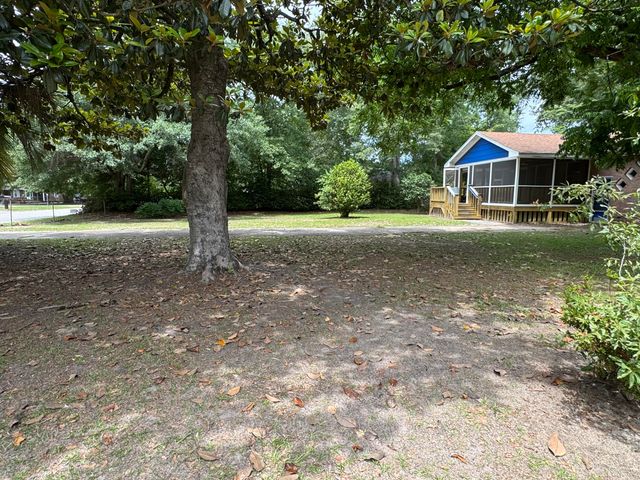 2245 Garrison Street, Sumter, SC 29154