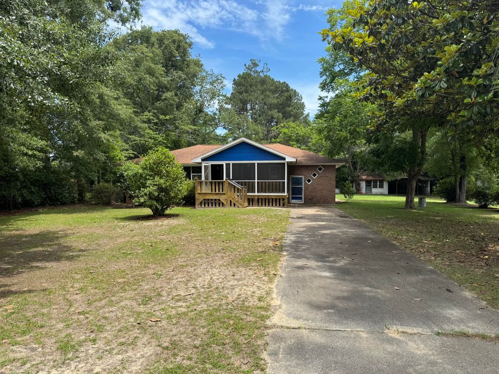 2245 Garrison Street, Sumter, SC 29154