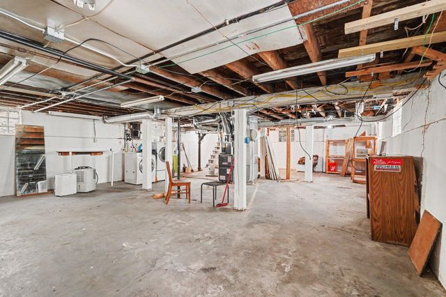 1216 Hovey Street SW, Grand Rapids, MI 49504
