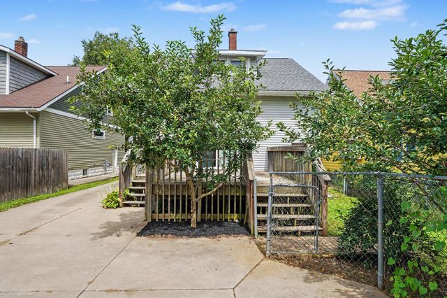 1216 Hovey Street SW, Grand Rapids, MI 49504