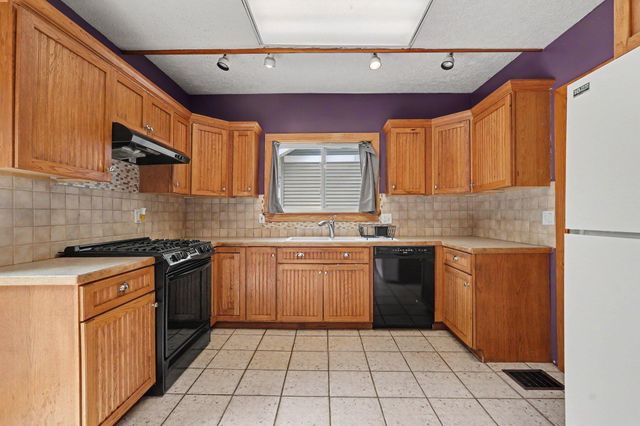 1216 Hovey Street SW, Grand Rapids, MI 49504