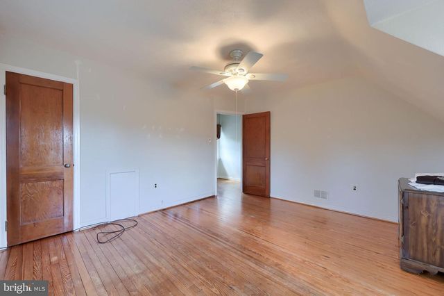 328 W MAPLE ST, Dallastown, PA 17313