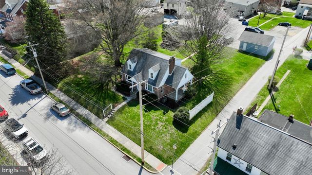 328 W MAPLE ST, Dallastown, PA 17313