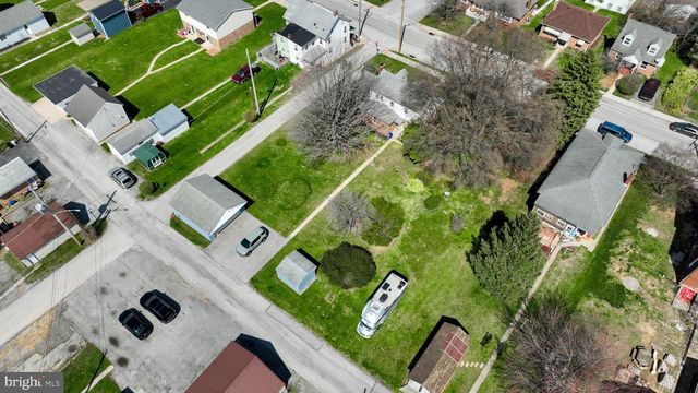 328 W MAPLE ST, Dallastown, PA 17313
