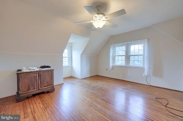 328 W MAPLE ST, Dallastown, PA 17313