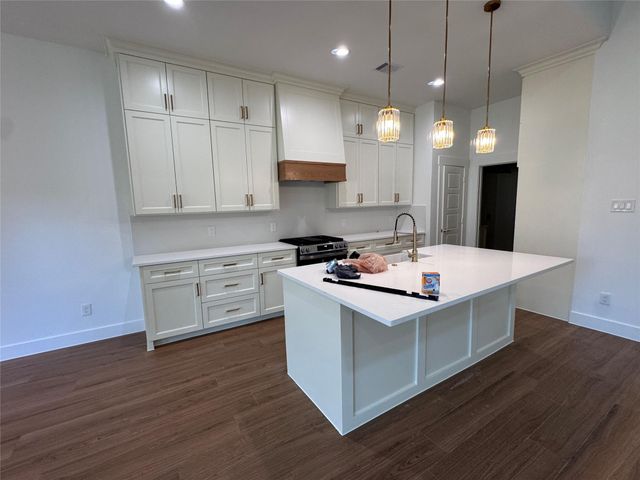 707 S Carroll, La Porte, TX 77571