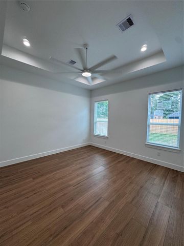 707 S Carroll, La Porte, TX 77571