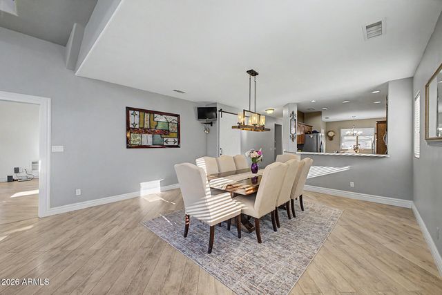 17082 W NORTHAMPTON Road, Surprise, AZ 85374