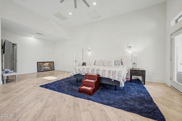 17082 W NORTHAMPTON Road, Surprise, AZ 85374