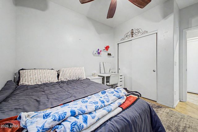 17082 W NORTHAMPTON Road, Surprise, AZ 85374