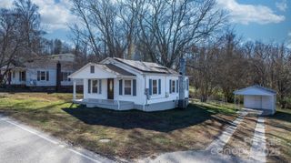 926 Fairview Drive SW, Lenoir, NC 28645