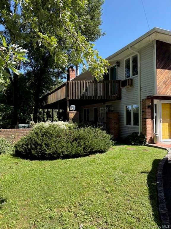 48 Milland Drive, Northport, NY 11768 — photo 2