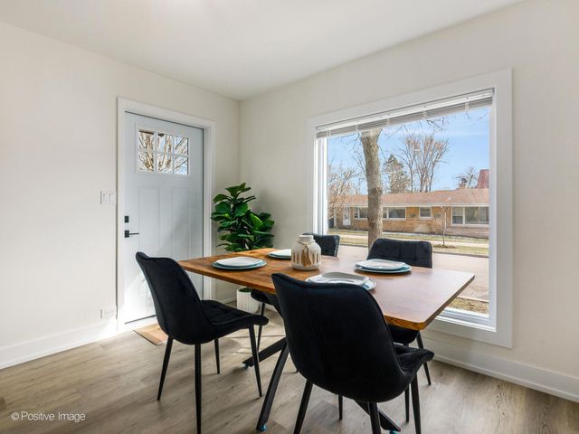 1701 N Sayre Avenue, Chicago, IL 60707