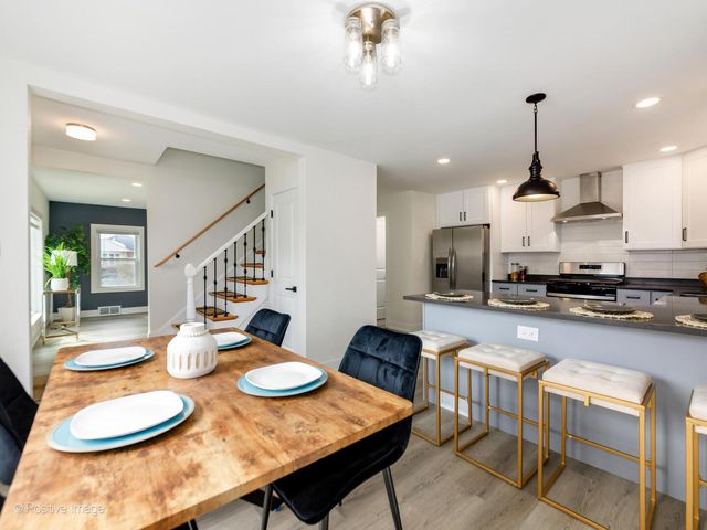 1701 N Sayre Avenue, Chicago, IL 60707