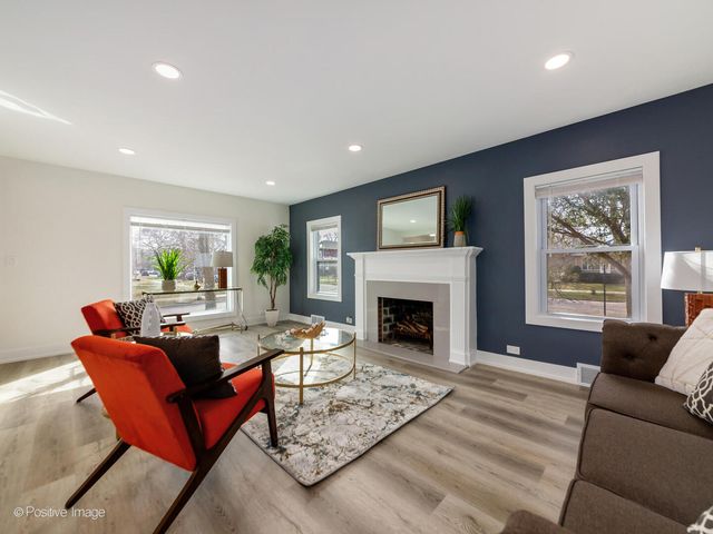 1701 N Sayre Avenue, Chicago, IL 60707