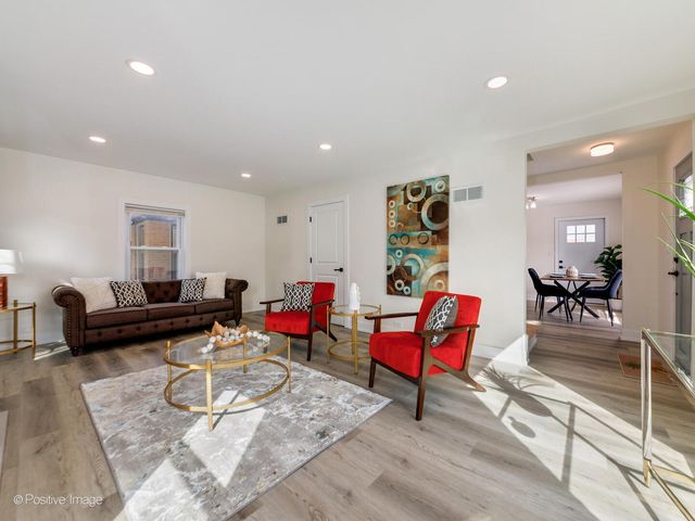 1701 N Sayre Avenue, Chicago, IL 60707