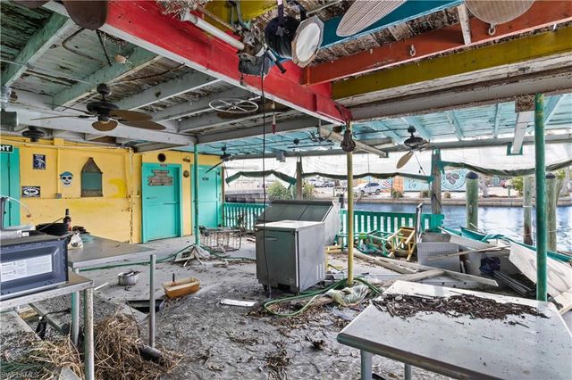 4520 and 4530 Pine Island RD NW, Matlacha, FL 33993