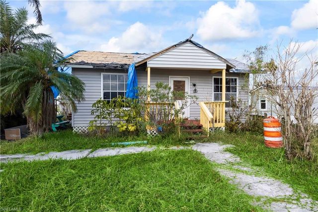 4520 and 4530 Pine Island RD NW, Matlacha, FL 33993