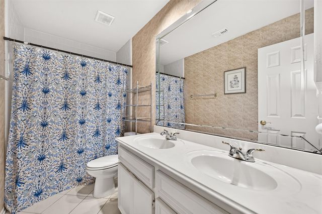 1422 N Yegua River Circle, Sugar Land, TX 77478