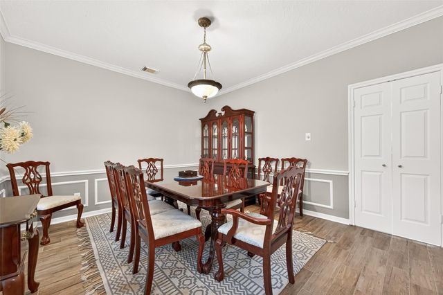 1422 N Yegua River Circle, Sugar Land, TX 77478