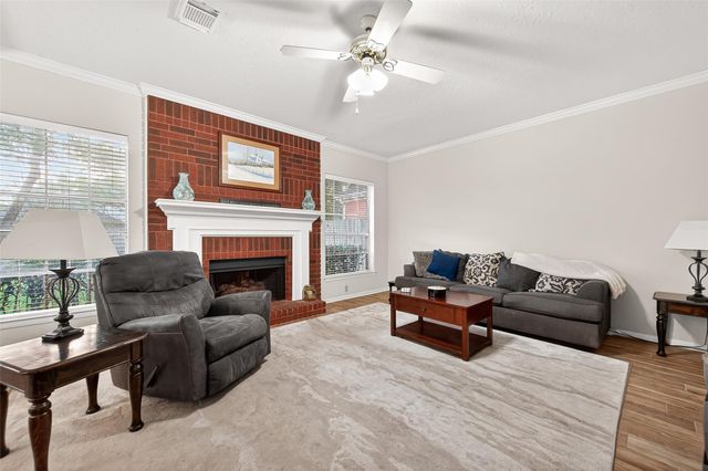 1422 N Yegua River Circle, Sugar Land, TX 77478