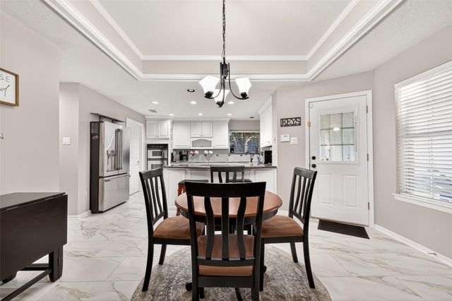 1422 N Yegua River Circle, Sugar Land, TX 77478