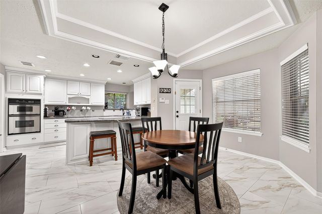 1422 N Yegua River Circle, Sugar Land, TX 77478