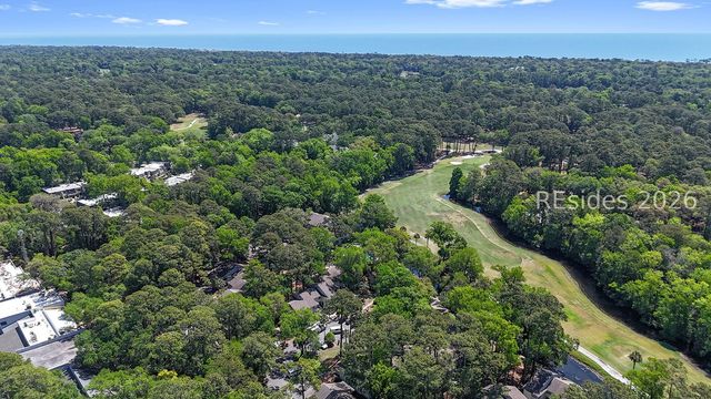 90 Gloucester Rd Apt 1102, Hilton Head Island, SC 29928