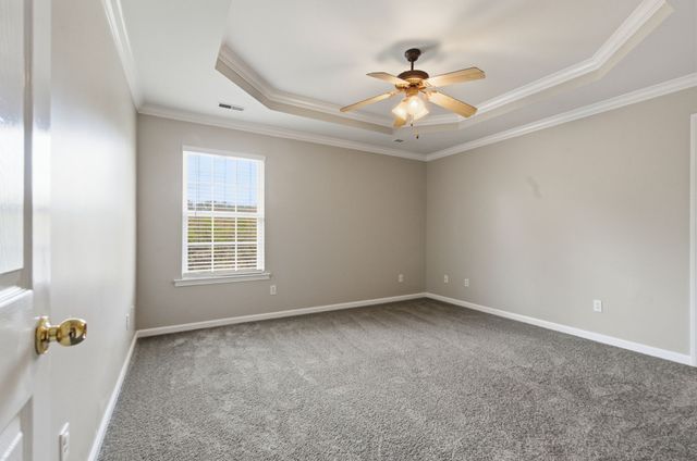 1229 Old East Side Rd, Burns, TN 37029