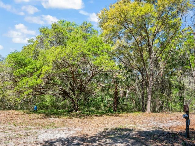 68 LAKE VIEW DRIVE E, Ocala, FL 34482