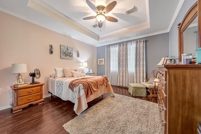 4703 Park Trail Lane, Pasadena, TX 77505