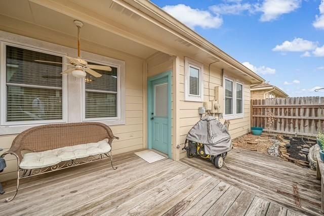 4703 Park Trail Lane, Pasadena, TX 77505