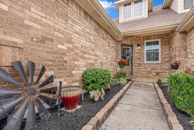 4703 Park Trail Lane, Pasadena, TX 77505