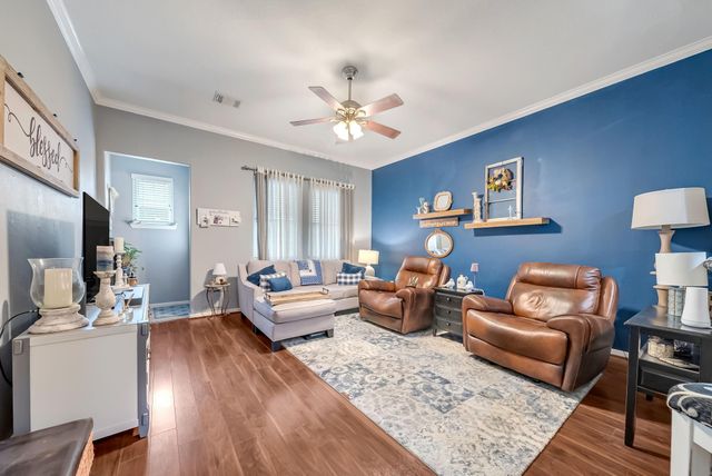 4703 Park Trail Lane, Pasadena, TX 77505