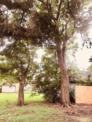 3208 Grant Street, Pasadena, TX 77503