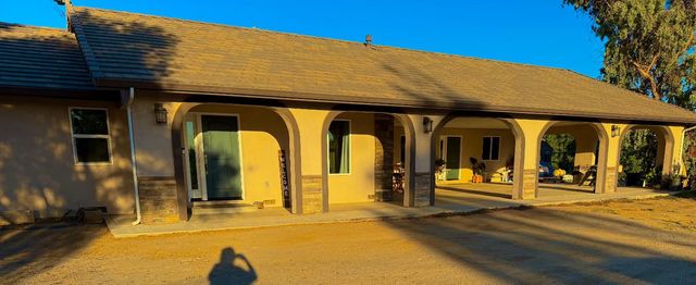 6731 River Rd, Oakdale, CA 95361