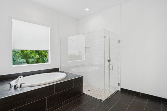 9998 N Regency Way 0, Palm Beach Gardens, FL 33412