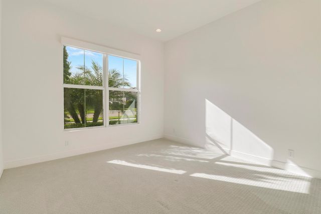 9998 N Regency Way 0, Palm Beach Gardens, FL 33412