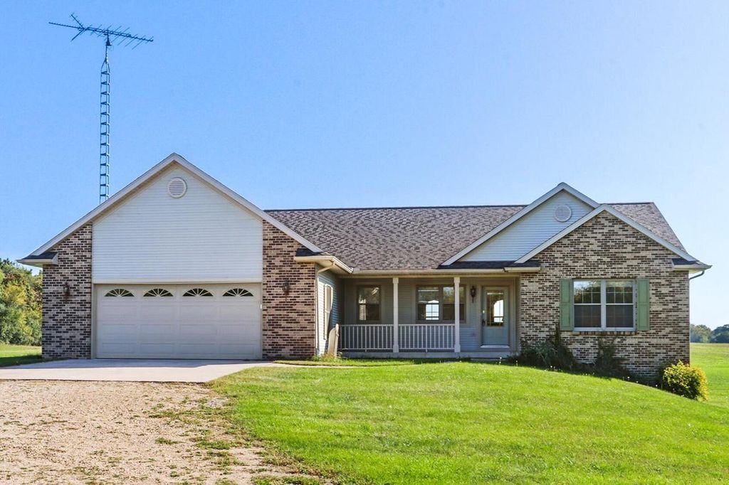 N2680 Elm Ridge ROAD, Delavan, WI 53115