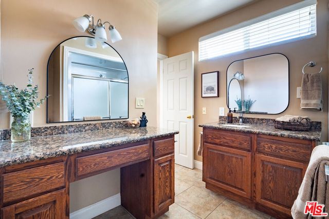 10741 Russett Avenue, Sunland, CA 91040